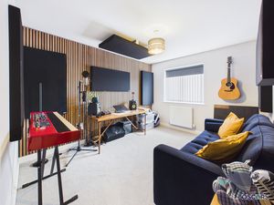 Photo 40- click for photo gallery